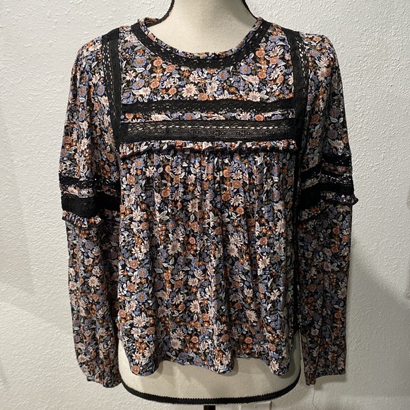 AMERICAN EAGLE Peasant Ditzy Floral Open Keyhole Back Long Sleeve semi Crop Top - Picture 1 of 6